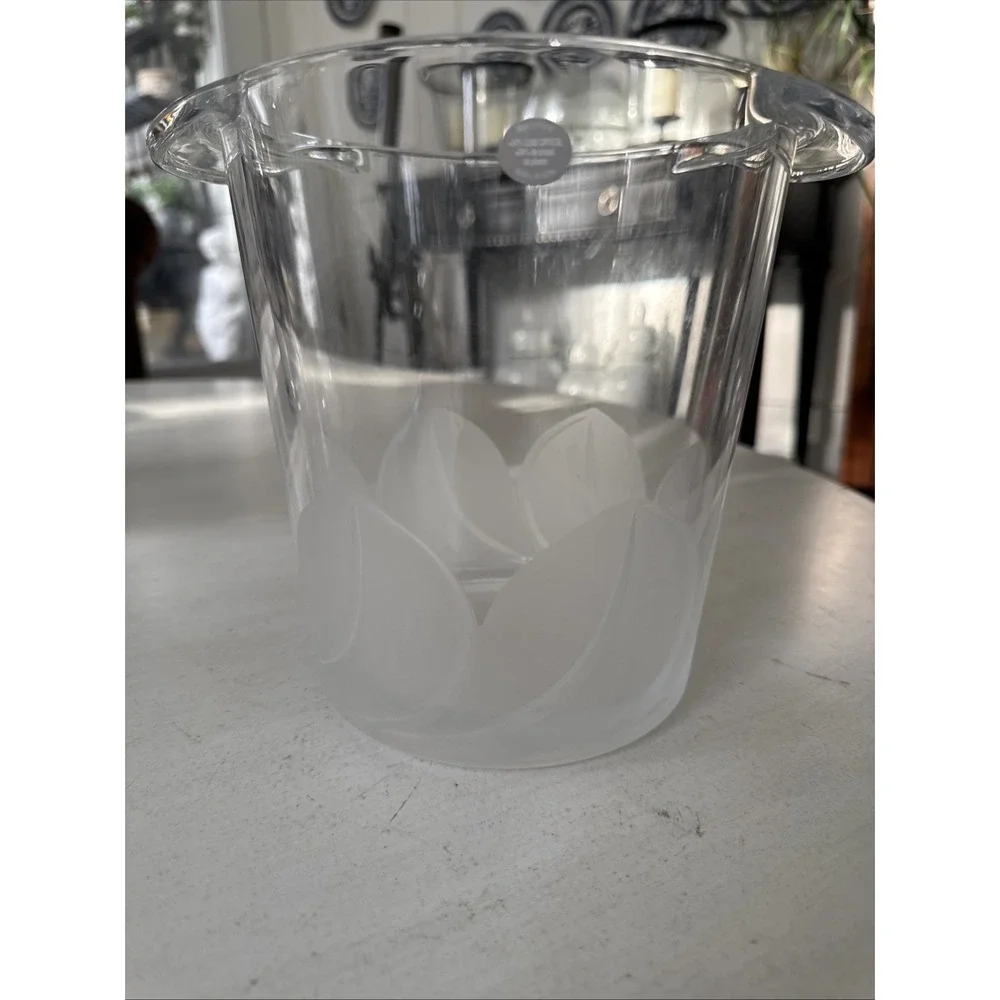 Durand Florence Ice Bucket Frosted Raised Petals Champagne Bucket Cristal 7.5